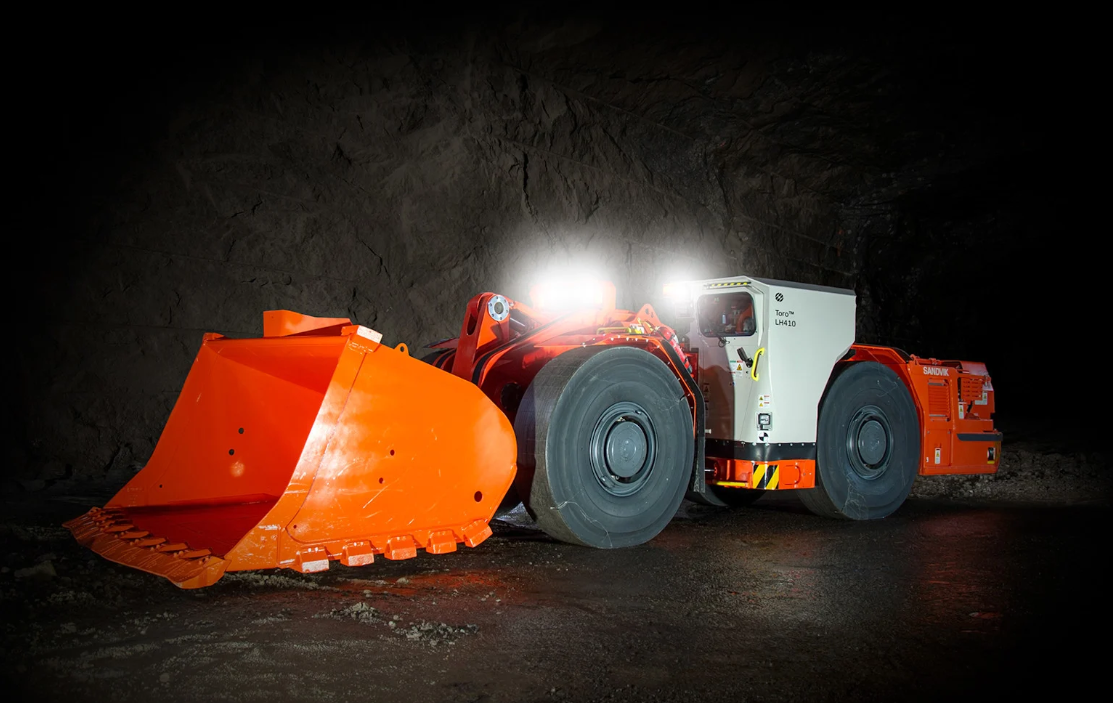¿Son mejores las piezas OEM o de repuesto para vehículos mineros para el mantenimiento de flotas?
